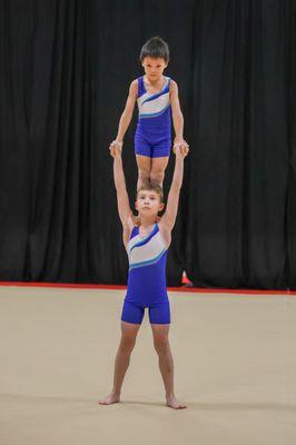 Level 5 Men's pair during competition