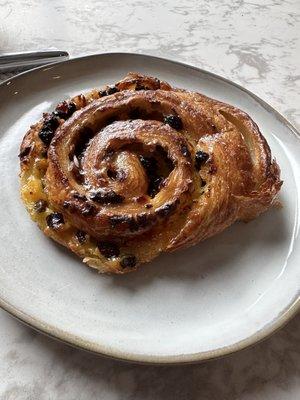 Raisin pastry