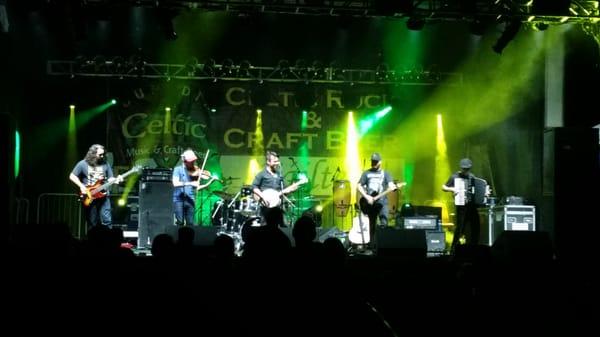 Fighting Jameson's and all the bands were awesome at Dunedin Celtic festival