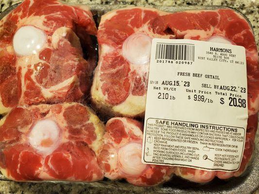 Fresh oxtails, not frozen