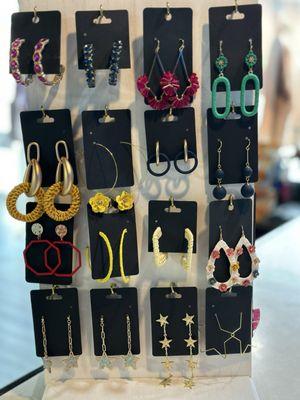 Large selection of jewelry and accessories.