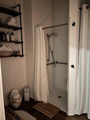 A fully-stocked shower room is just one of the complimentary accommodations that you will enjoy every time you visit.