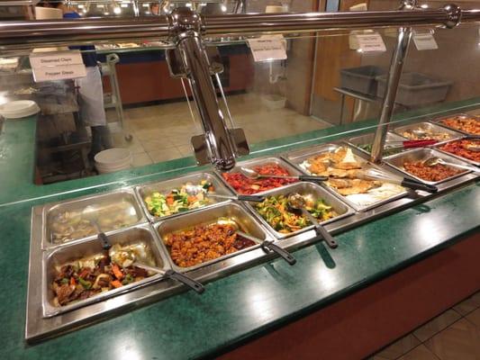 Clams, General Tso's chicken, mixed vegetables, crawfish, fried flounder, chicken and broccoli.