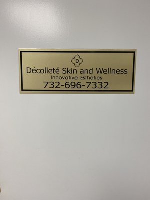 Decollete Skin and Wellness 