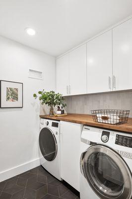 Modern Laundry Room Design and Remodel