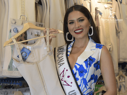 Miss Universe Mexico Andrea Meza visitó nuestra tienda! Gracias por confiar parte de tu cuidado en nosotros!