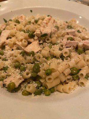 Pasta with Peas and Grilled Chicken