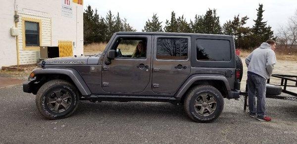 Hard top install