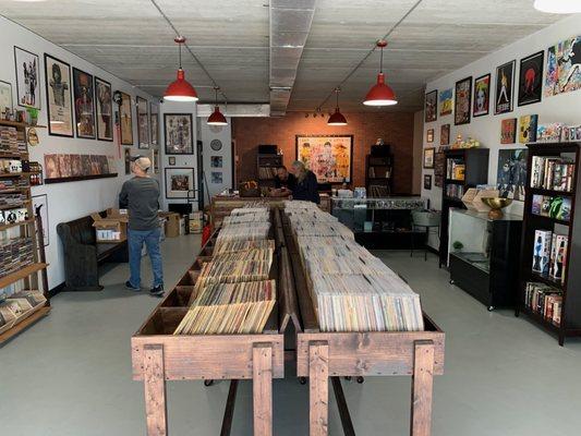 The vinyl. On the left, you have the budget, soul, and new arrivals. On the right is rock music.