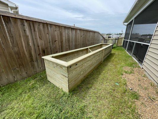 Garden box