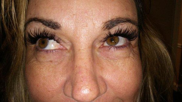 Lash beauty!!