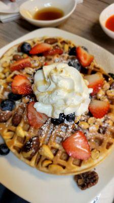 Waffles with fruits & nuts