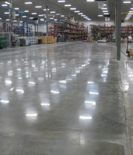 Warehouse cleaning and power-scrubbing