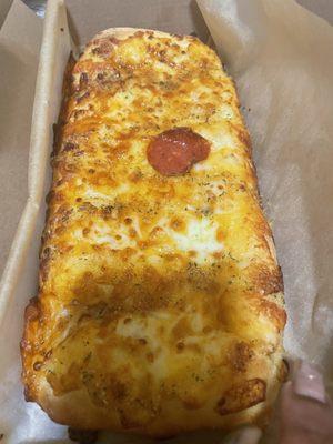 Pepperoni Stuffed Cheesy Bread