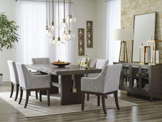 Burkhaus Dining Room Set D984