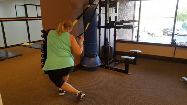 Trx side lunges with cross