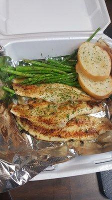 Grilled catfish and asparagus