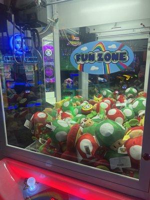 Arena sports issaquah claw game