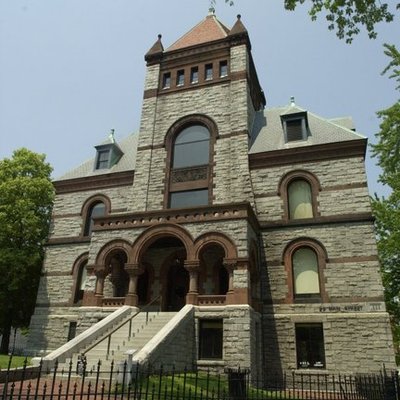 Hampshire County Courthouse