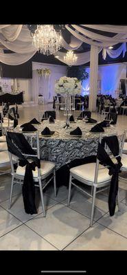 Table decor, complete decor was not done at this time but still STUNNING!!!