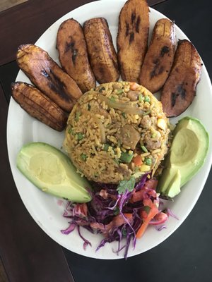 The portions are always huge, I love this place! Chicken and pork rice with fried plantains and a side salad. Yum!!