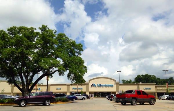 Albertson's @ S. College and Johnston St. - Lafayette, La