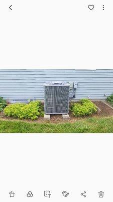 Central air conditioning condenser