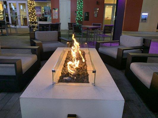 Sweet fire pit, Renovated covered outdoor Courtyard, Kennedy Grand Central, Channelside, Downtown Tampa