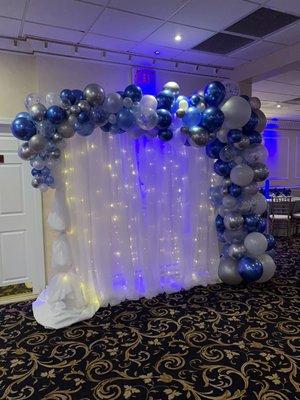 Organic balloon backdrops have become very popular for a sweet 16's, baby showers, bridal showers, and so much more!