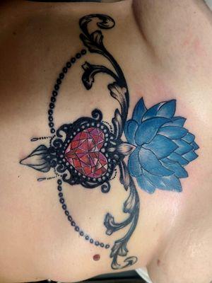 Gem and lotus filigree