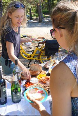 Picnic and Pedal EBike tour!