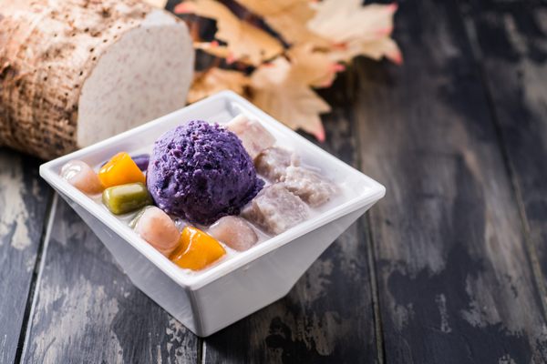 Taro Coconut Milk w. Taro Mochi