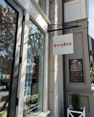 Shoppe Twelve