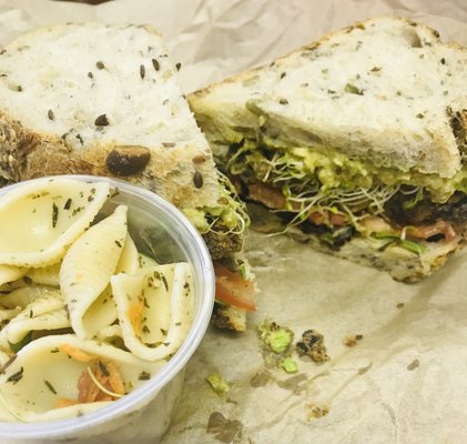 Spicy black bean burger and pasta salad