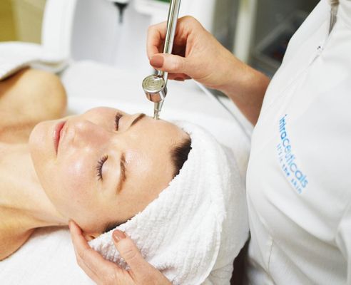 De-stress your skin and mind with our Oxygen Facial.