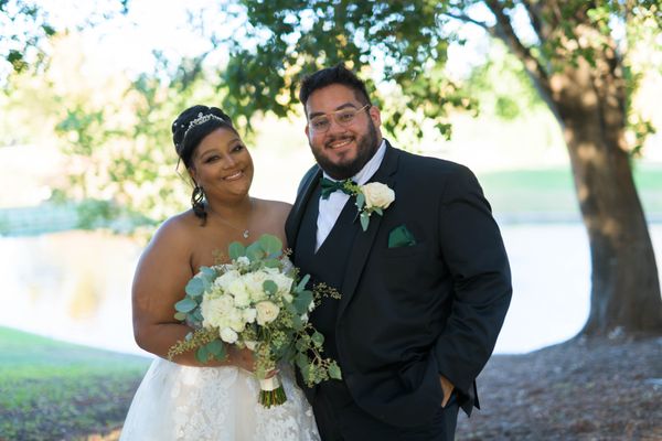 Bouquet + boutonniere.