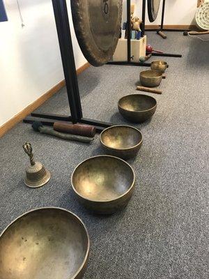 Some singing bowls for the heart