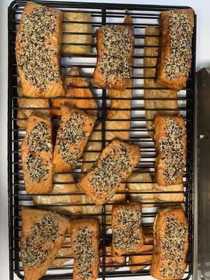 We smoked our Scottish Faroe Salmon using Everything Bagel Seasoning! Grab your bagels and cream cheese!