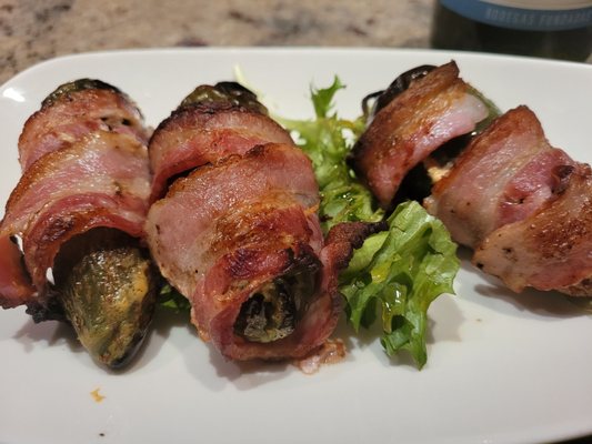 Unique and yummy jalapeño poppers