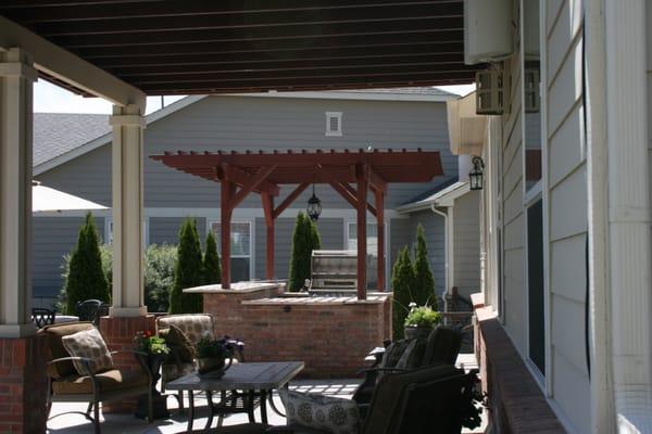 Outdoor Kitchen