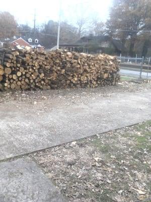 FIREWOOD $150 cord 80 half cord