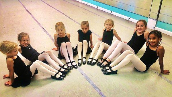 Level 5 Posing for Tap Class!