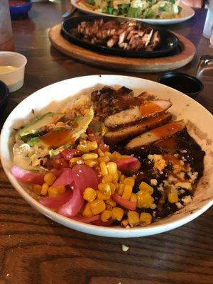 Border chicken bowl