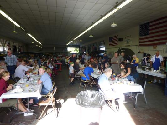 Some folks enjoying breakfast.