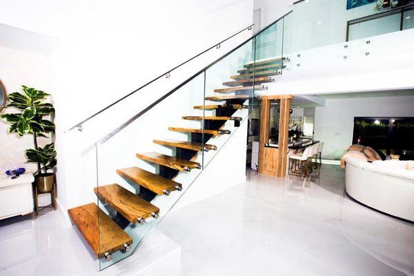 Live Oak Floating Staircase