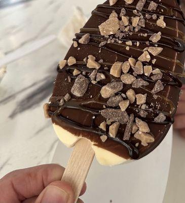 Dipp'd Ice Cream with Heath bar (Toffee dipped)