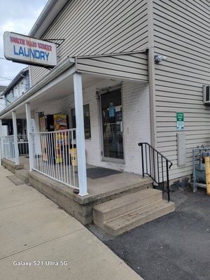 North Main Street Laundromat