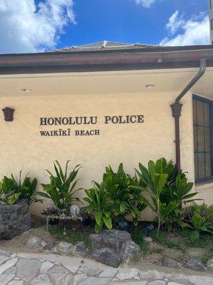 Police Station right on da beach!