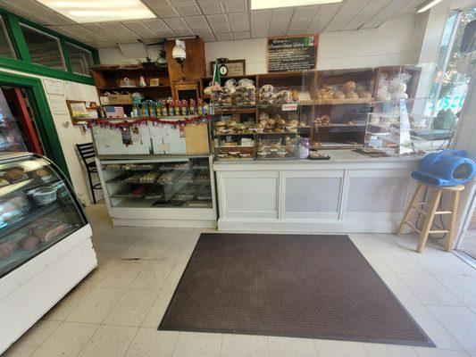 Bread and cakes section