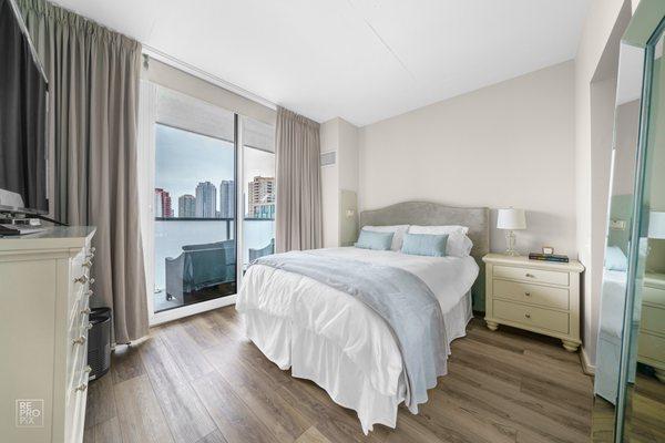 Master bedroom - 659 W Randolph St, Chicago, Illinois